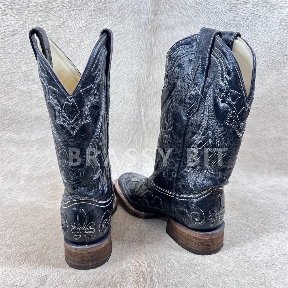 Corral Boots Women's Black Embroidery Snake Inlay Square Toe Cowboy Boots - Picture 4 of 7